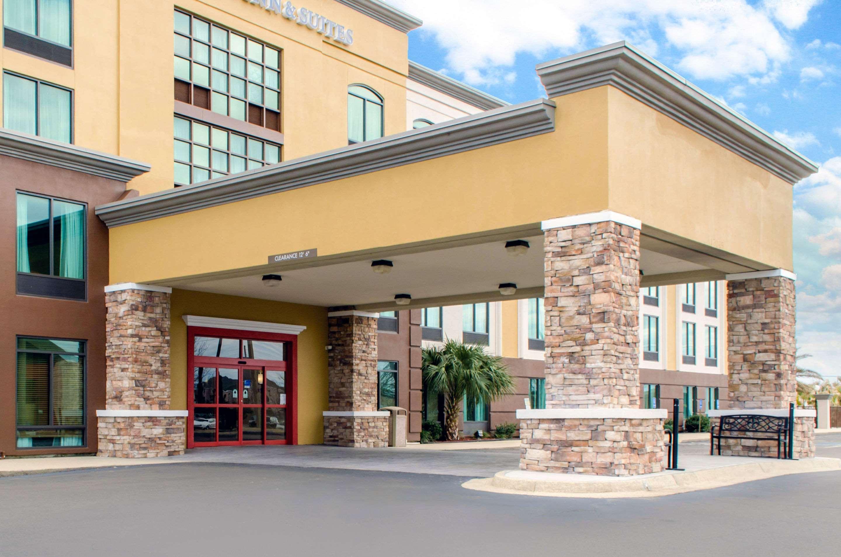 Comfort Inn & Suites Biloxi-D'Iberville Exterior photo