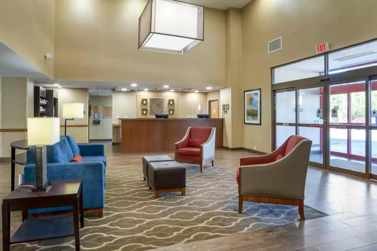Comfort Inn & Suites Biloxi-D'Iberville Exterior photo